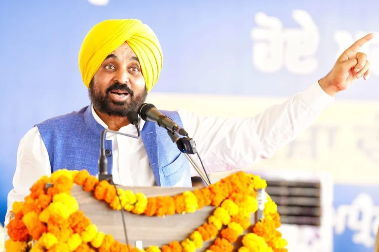 ਪ੍ਰਤਾਪ ਬਾਜਵਾ 17 ਕਾਂਗਰਸੀ ਵਿਧਾਇਕਾਂ ਦੀ ਮੀਟਿੰਗ ਬੁਲਾ ਕੇ ਦਿਖਾ ਦੇਣ, ਉਨ੍ਹਾਂ ਦੇ ਕਈ ਵਿਧਾਇਕ ਮੀਟਿੰਗ ‘ਚ ਨਹੀਂ ਆਉਣਗੇ : ਸੀਐੱਮ ਮਾਨ